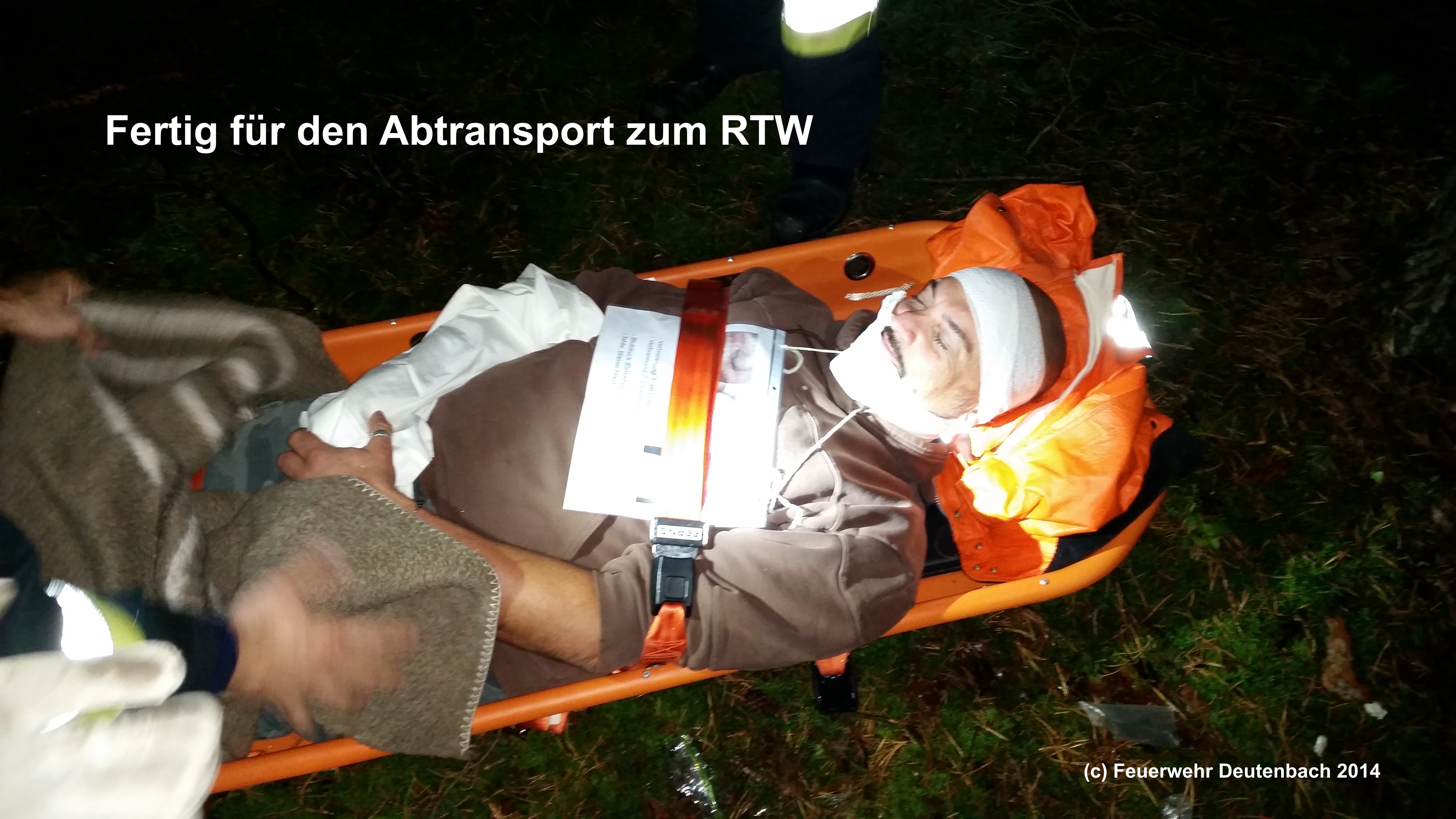 Fertig für den Abtransport zum RTW